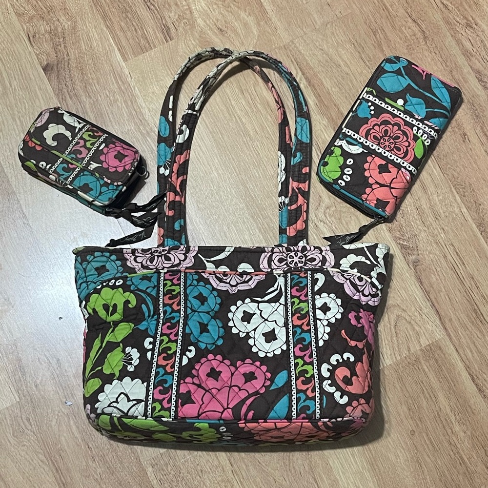 Vera Bradley Tote Bag with Matching Accessories